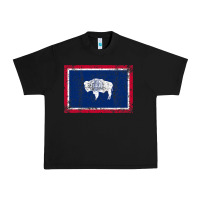 Black State of Wyoming Flag Fun Vintage Retro Fall Hiking Urban Heavy Tee - longCreatives