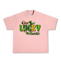 Salmon One Lucky Auntie St. Patrick's Day Urban Heavy Tee - CowGirlArtShop