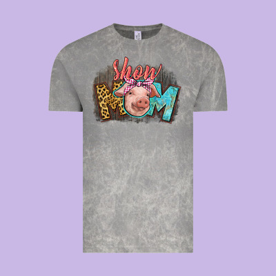 Show Mom Pig Vintage Tee Designed By Cowgirlartshop