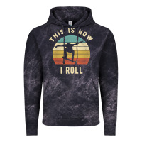 Cloud Black Skater - This Is How I Roll Retro Skateboard Gift Vintage Hoodie - longCreatives