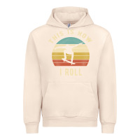 Sandshell Skater - This Is How I Roll Retro Skateboard Gift Urban Hoodie - longCreatives