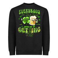 Black everybody in the pub getting tipsy artiststas Heavyweight Sweatshirt - Artiststas