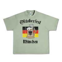 Oil Green Oktoberfest München German Flag Beer Stein Urban Heavy Tee - longCreatives