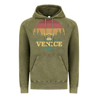 Vintage Olive venice italy   vintage retro italian travel souvenir gift pullover hoo Vintage Hoodie - longCreatives
