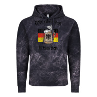 Cloud Black Oktoberfest München German Flag Beer Stein Vintage Hoodie - longCreatives