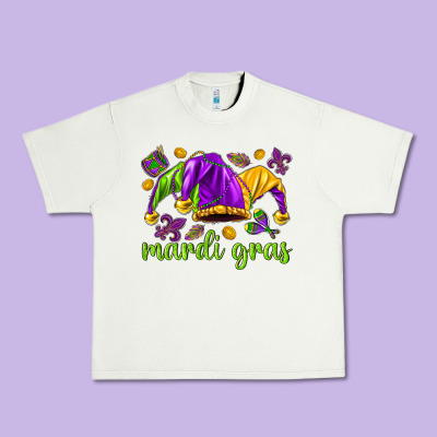 Mardi Gras With Jester Hat Urban Heavy Tee Designed By Howdyjamesfarm