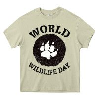 Mossy World Wildlife Day Heavy Core Tee - Bettercallsaul