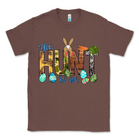 Chestnut The hunt is on with eggs Easter Day Classic Tee - HowdyJamesFarm