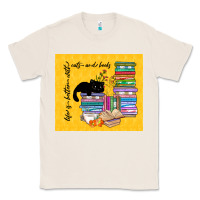 Natural life is better with cats and books Classic Tee - TumblerDesignByShophia
