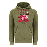 Vintage Olive just a girl who loves valentine's day Vintage Hoodie - OliviaCreatesArt
