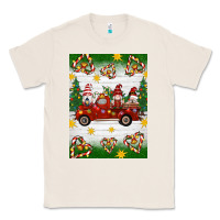 Natural christmas gnomes truck Classic Tee - Artiststas