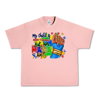 Salmon my child is non verbal but her mama aint afro hand rana Urban Heavy Tee - RanaPortraitStore