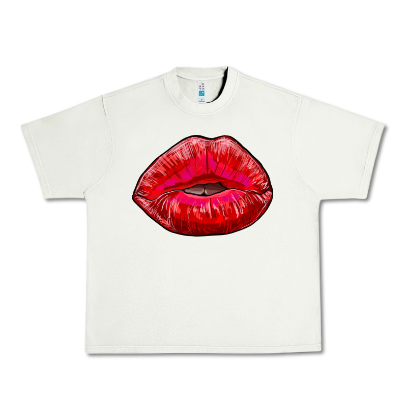 Kiss Urban Heavy Tee by RanaPortraitStore | Teevron
