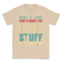 Mushroom that's what i do   i fix stuff and i know things Classic Tee - longCreatives