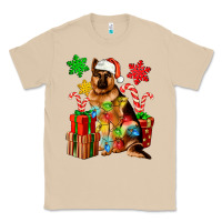 Mushroom christmas german shepherd Classic Tee - Artiststas