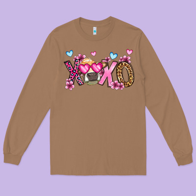 Xoxo Cow Valentine's Day Long Sleeve Tee Designed By Oliviacreatesart