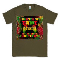Army Green i paused my game Classic Tee - TumblerDesignByShophia