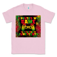 Bubblegum Pink i paused my game Classic Tee - TumblerDesignByShophia