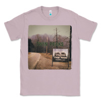 Lilac Twin Peaks City Limits Welcome Sign Vintage Classic Tee - longCreatives