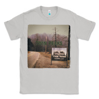 Moon Dust Twin Peaks City Limits Welcome Sign Vintage Classic Tee - longCreatives