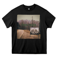 Twin Peaks City Limits Welcome Sign Vintage Heavy Core Tee | Teevron