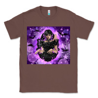Chestnut gothic girl night Classic Tee - TumblerDesignByShophia