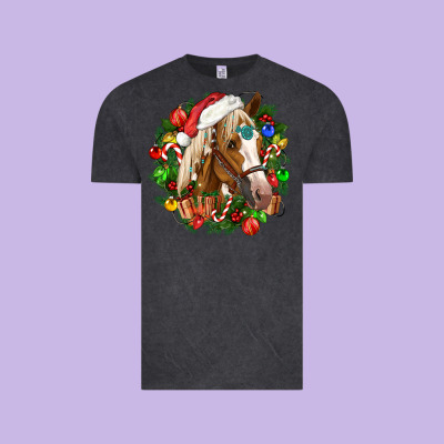 Horse Christmas Wreath Vintage Tee Designed By Cowgirlartshop