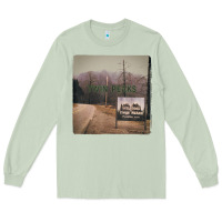 Matcha Twin Peaks City Limits Welcome Sign Vintage Long Sleeve Tee - longCreatives
