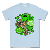 Dusty Blue st patrick's day green smile Classic Tee - Artiststas