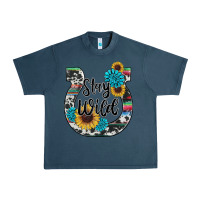 Midnight Navy western stay wild horsesho Urban Heavy Tee - RanaPortraitStore