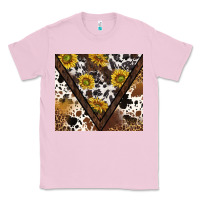 Bubblegum Pink western sunflowers and cowhide tumbler tbs Classic Tee - TumblerDesignByShophia