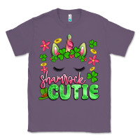 Lavender shamrock cutie artiststas Classic Tee - Artiststas