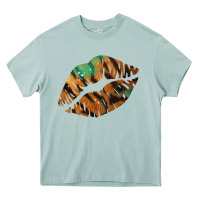 Arona Tiger Lips Heavy Core Tee - Bettercallsaul