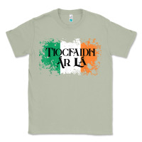 Matcha Tiocfaidh Ar La Vintage Ireland Irish Flag Gifts For Men Classic Tee - trangStudio
