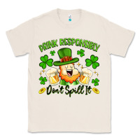 Natural drink responsibly dont spill it Classic Tee - Artiststas