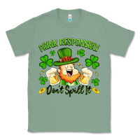 Sage drink responsibly dont spill it Classic Tee - Artiststas
