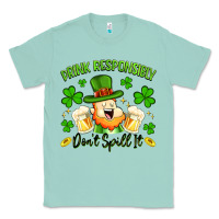 Seafoam drink responsibly dont spill it Classic Tee - Artiststas