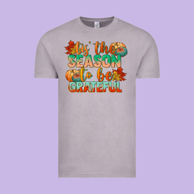 Tis The Season To Be Grateful Vintage Tee Designed By Cowgirlartshop