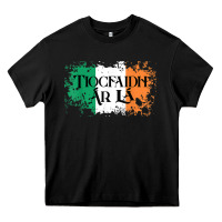 Black Tiocfaidh Ar La Vintage Ireland Irish Flag Gifts For Men Heavy Core Tee - trangStudio