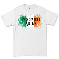 White Tiocfaidh Ar La Vintage Ireland Irish Flag Gifts For Men Premium Tee - trangStudio
