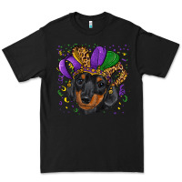 Black mardi gras hat dachshund puppy Premium Tee - RanaPortraitStore