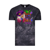 Cloud Black in a world full of princesses be a witch Vintage Tee - CowGirlArtShop