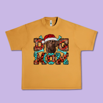 Dog Mom Christmas With Labrador Urban Heavy Tee Designed By Ranaportraitstore