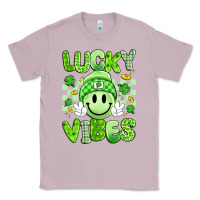 Lilac lucky vibes Classic Tee - Artiststas