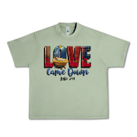 Oil Green love came down luke 2 11 Urban Heavy Tee - CowGirlArtShop