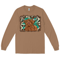 Toasted Coconut highland cow western background Long Sleeve Tee - RanaPortraitStore