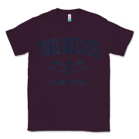 Plum Turks And Caicos Vintage Navy Crossed Oars & Boat Anchor Classic Tee - trangStudio