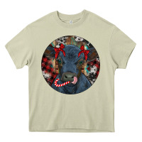 Mossy Black Angus Calf Christmas Heavy Core Tee - RanaPortraitStore