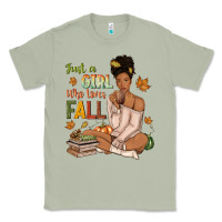 Matcha Just a girl who loves Fall afro woman Classic Tee - NancyCooperArtShop