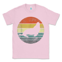 Bubblegum Pink Seal Lover Gifts Retro Vintage Sea Lion Animal Silhouette Classic Tee - trangStudio